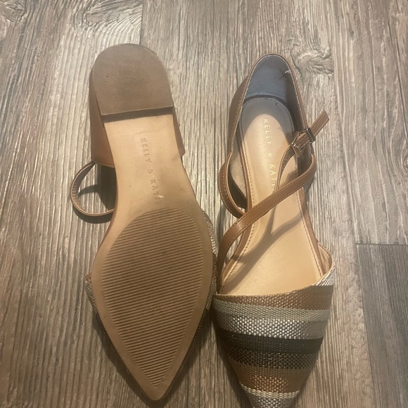 Kelly & Katie flat shoe - Picture 3 of 3